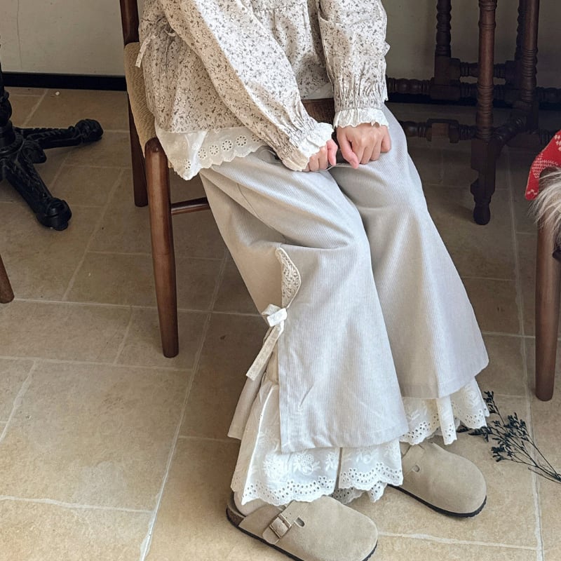 スリット入りレースワイドレッグパンツ W1700