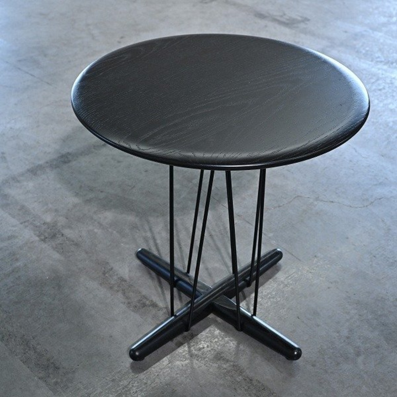 Carl Hansen & Son 21万「E021 Embrace」a サイドテーブル オーク材 EOOS エンブレイス カールハンセン＆サン ラウンジ デンマーク【中古家具/中古インテリア/USED家具ユーズド家具/リサイクル】