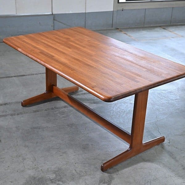 IKEA 10万「SJUHULT/シューフルト」オーク材 ダイニング テーブル IKEA 10万「SJUHULT/シューフルト」オーク材 ダイニング テーブル