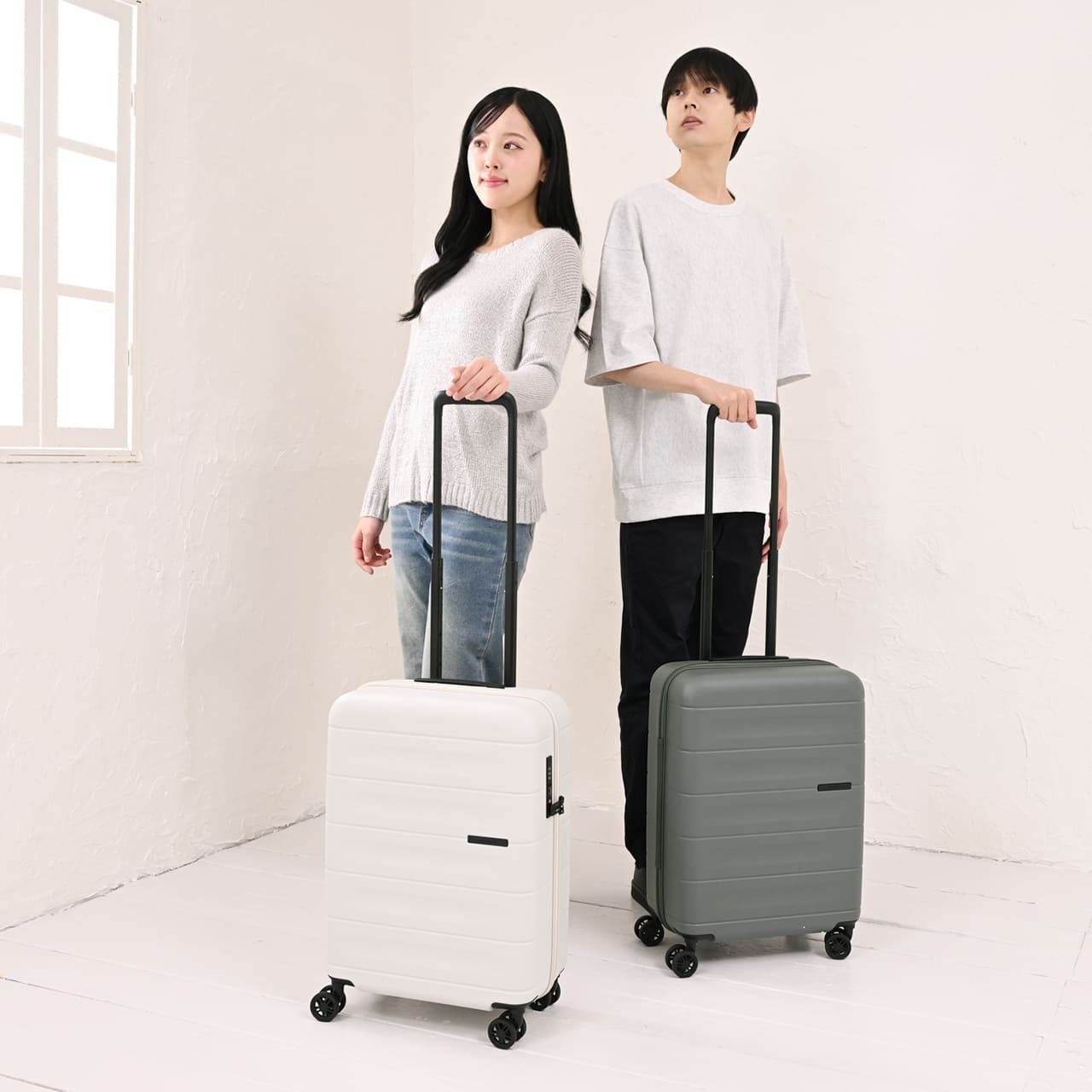 oltimo オルティモ 超軽量 Sサイズ 35L 機内持ち込み スーツケース