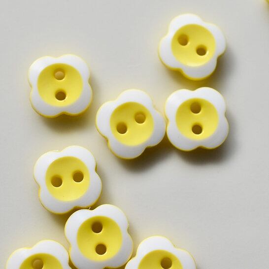 イタリア ホワイトイエローフラワー 2穴 11.5㎜