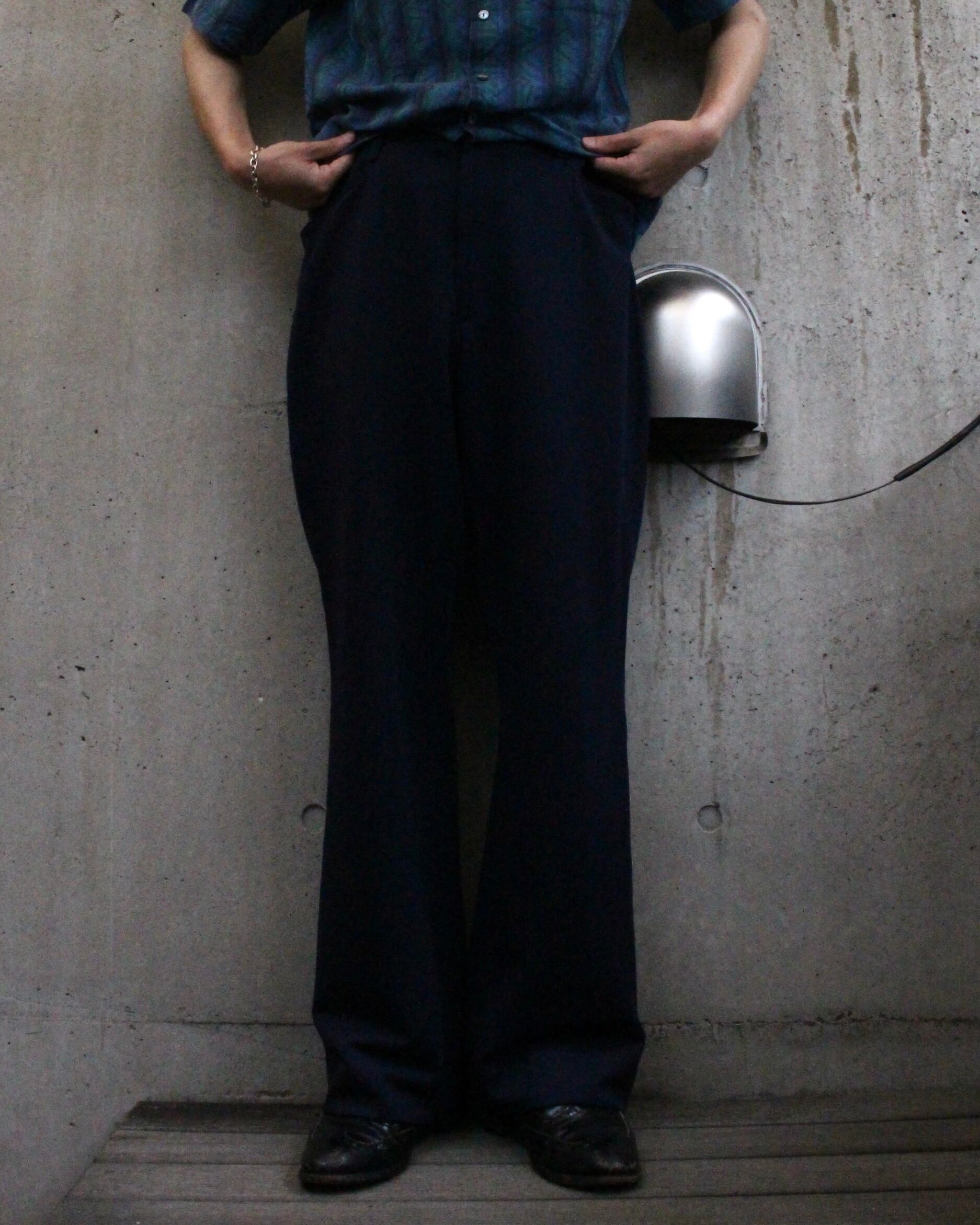 90's Levi's Travelers Black Wide Slacks Pants | DARAM