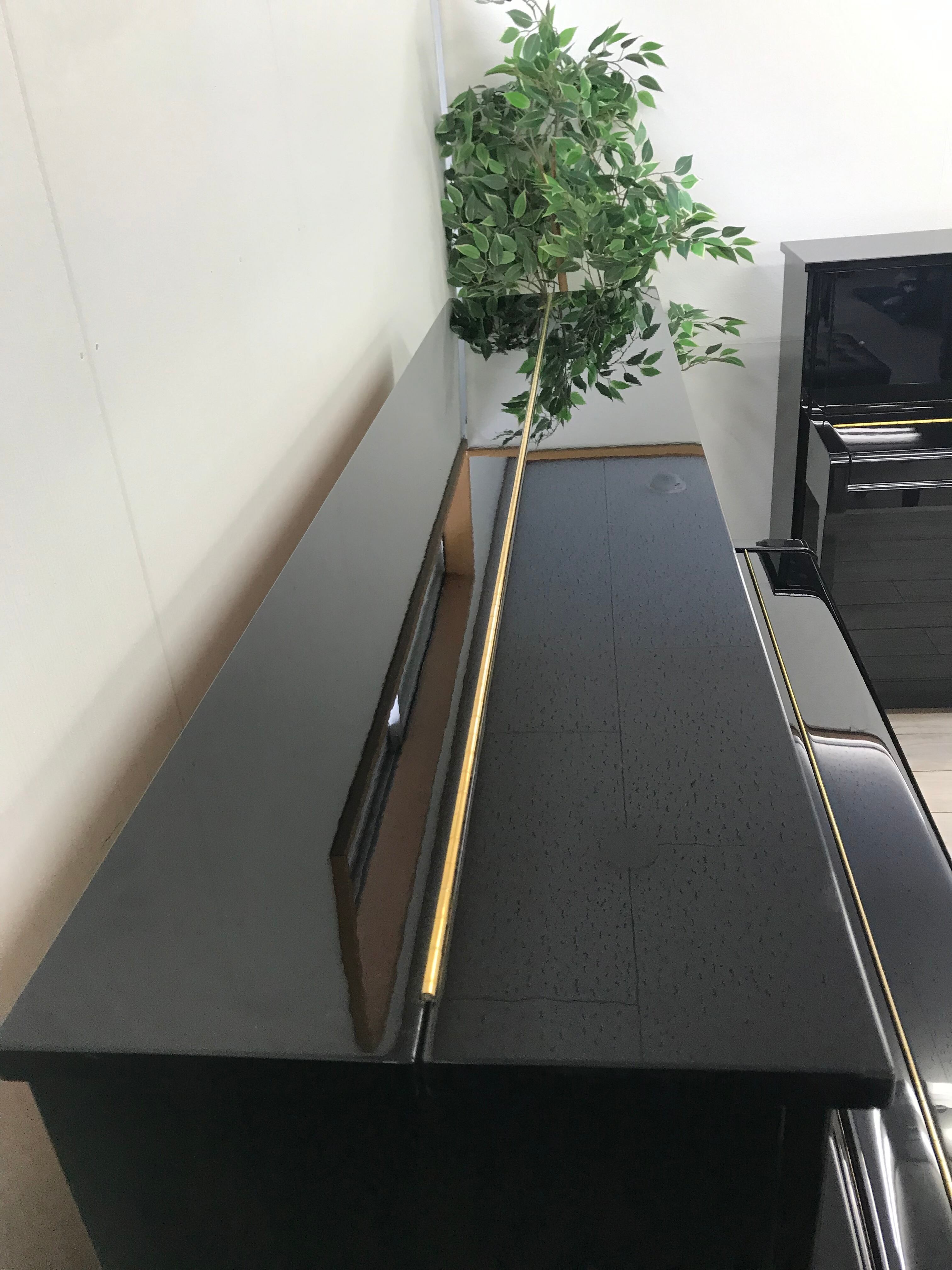 ヤマハ　YAMAHA UX10 アップライトピアノ f6fd8b98102a96b8a125a485874fa2