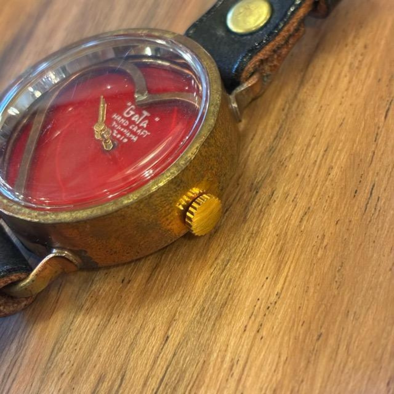 [Made to order] Brass and leather handmade watch GATA Apple heart BK Made to order Brass and leather handmade watch Apple heart black
