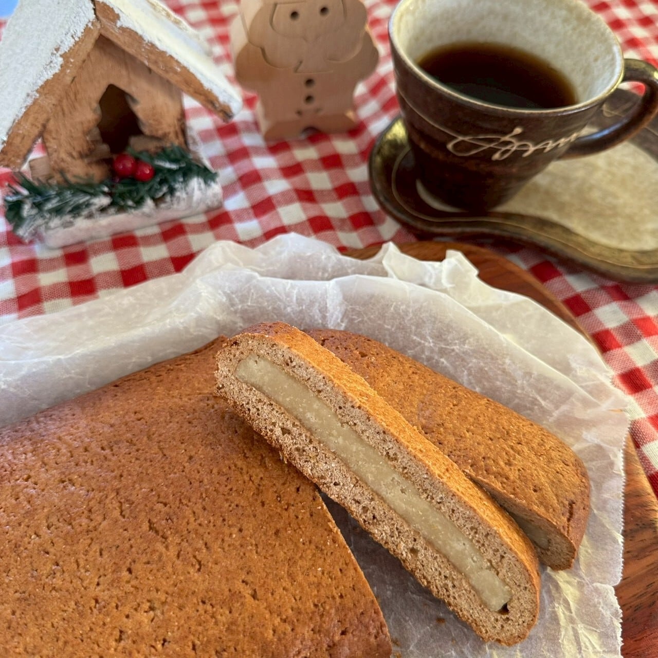 スイスのお菓子】ゲフィルテ・レブクーヘン | 珈琲香房Griessach