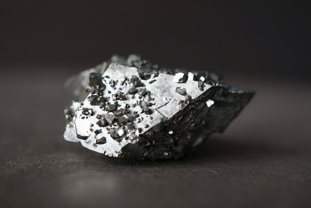 ブルガリア産パイライト/クォーツ Pyrite / Quartz 1699