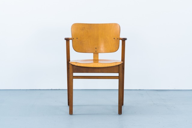 Ilmari Tapiovaara | Domus chair