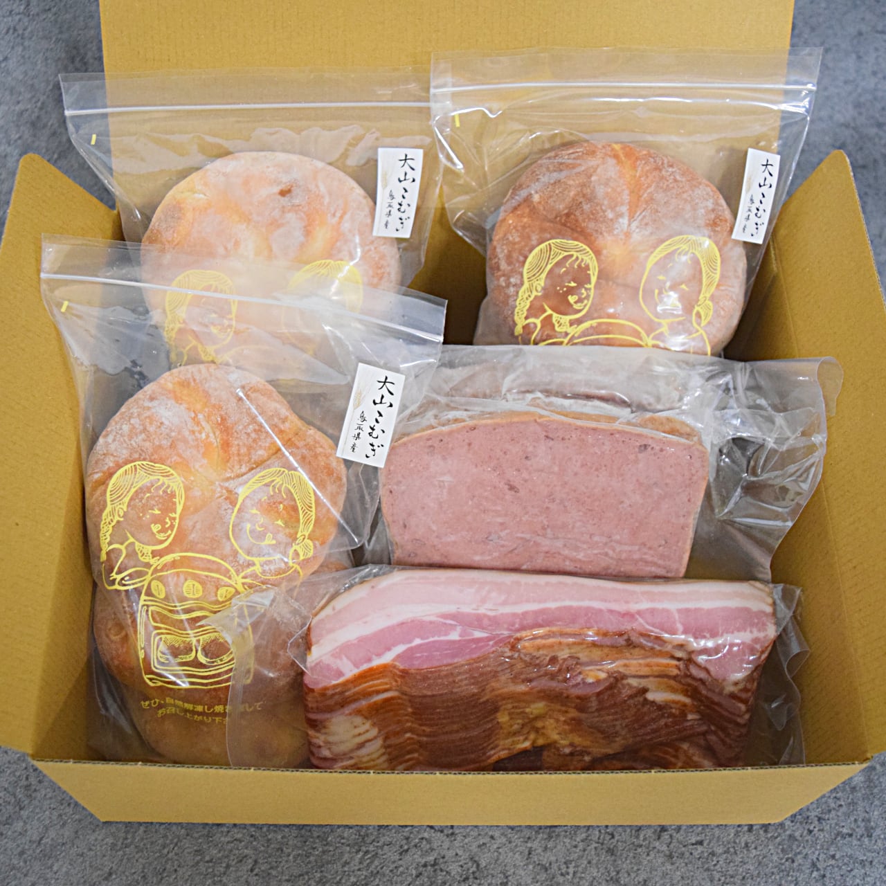 大山がいなバーガーご自宅用セット＜冷凍＞ | 大山ハム「テラス ザ