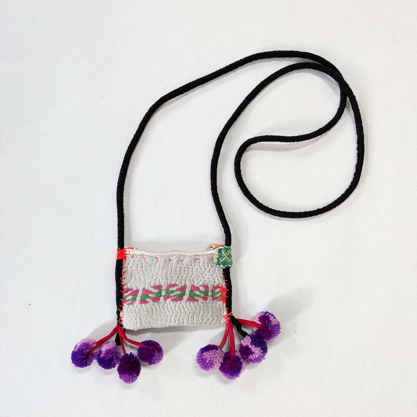 ♡世界に一つだけ♡ハンドメイド ナガ族ファブリック グレー