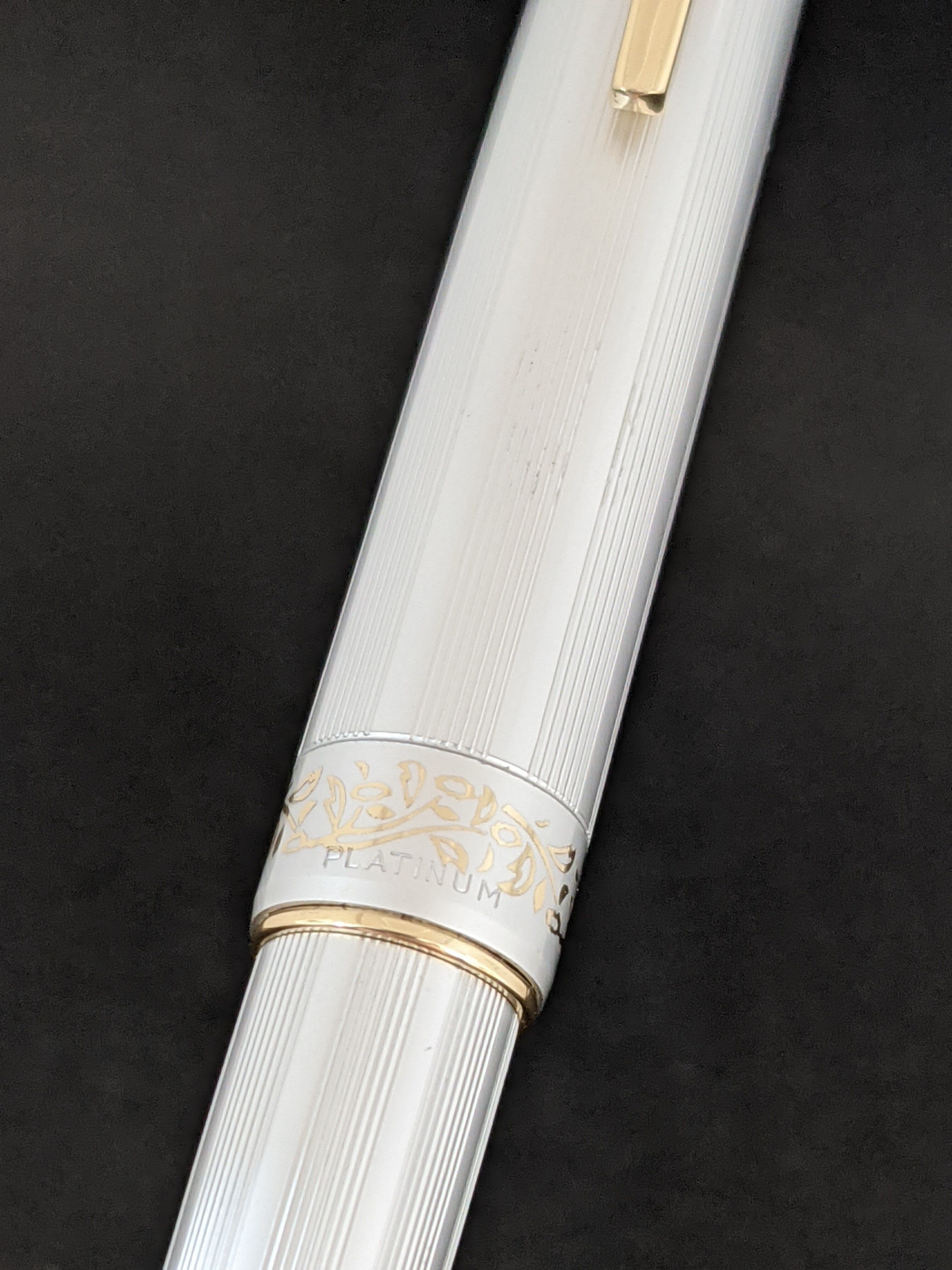 60s プラチナ ポケット PLATINUM （細字） 18K 02400 | 川口明弘の調整