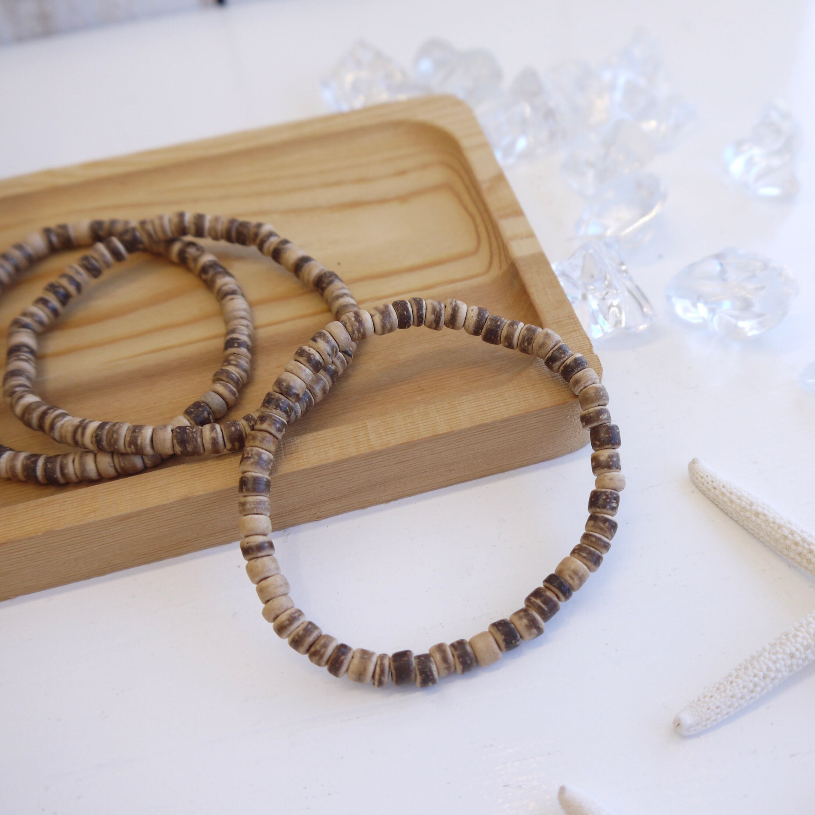 ココナッツビーズ バングル ウッドブレスレット トコビーズ 天然素材 ナチュラルビーズ 夏ブレス HAWAII ハワイ直輸入<細>