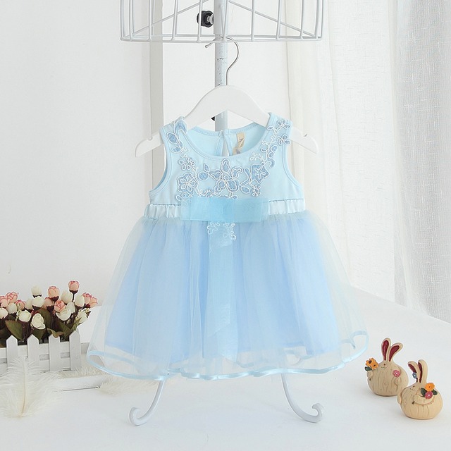 涼やか刺繍のノースリーブ夏ワンピ(ブルー)