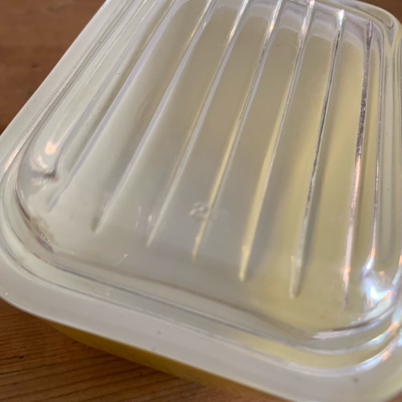 オールドパイレックス イエロー レフリジレーター Sサイズ Old Pyrex