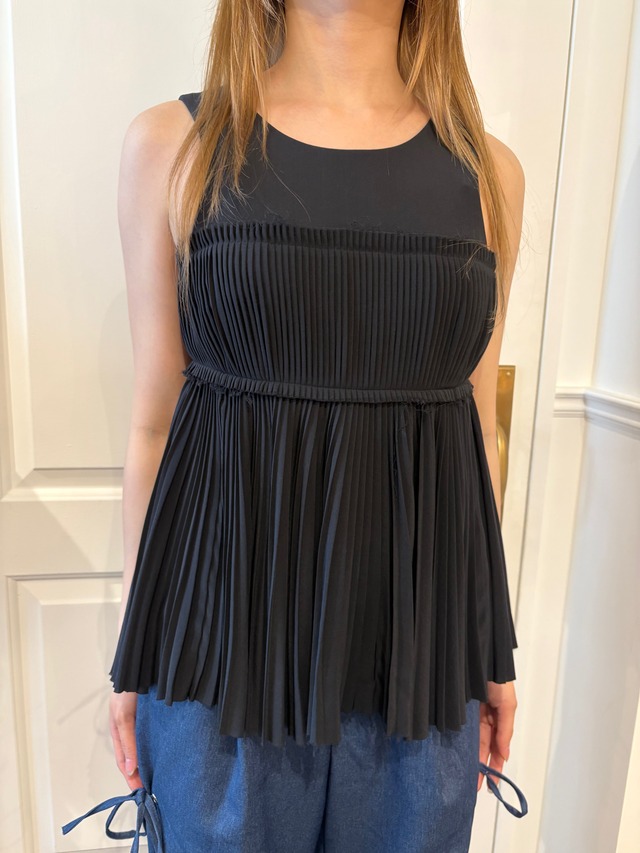 FENDI / vintage black pleats tops.
