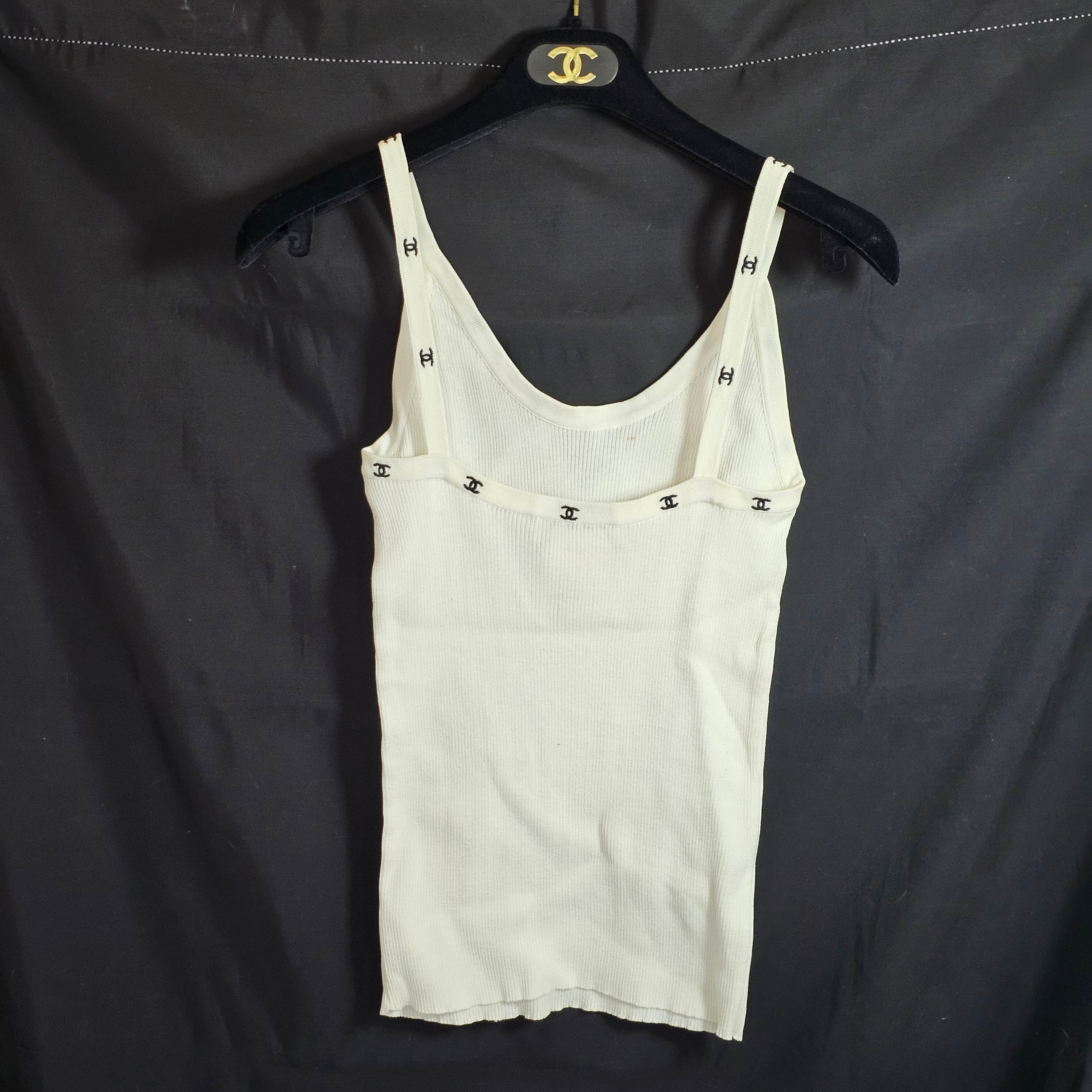 シャネル ココマーク リブ キャミソール 40 CHANEL Camisole シャネル ココマーク リブ キャミソール 40 CHANEL Camisole | Over