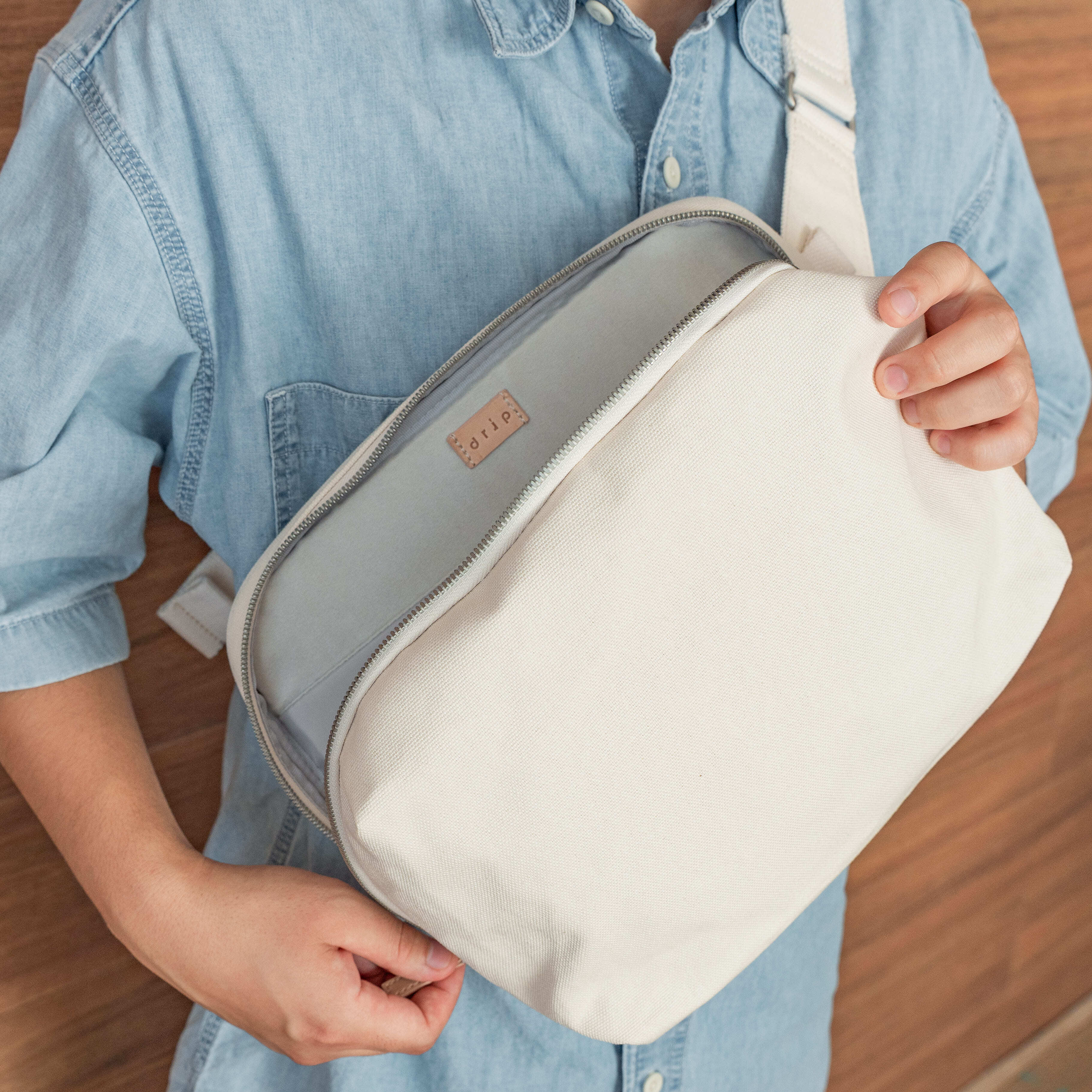 ちょうどよい、を持ち歩く。「HALFDAY PACK C」 | drip公式オンライン