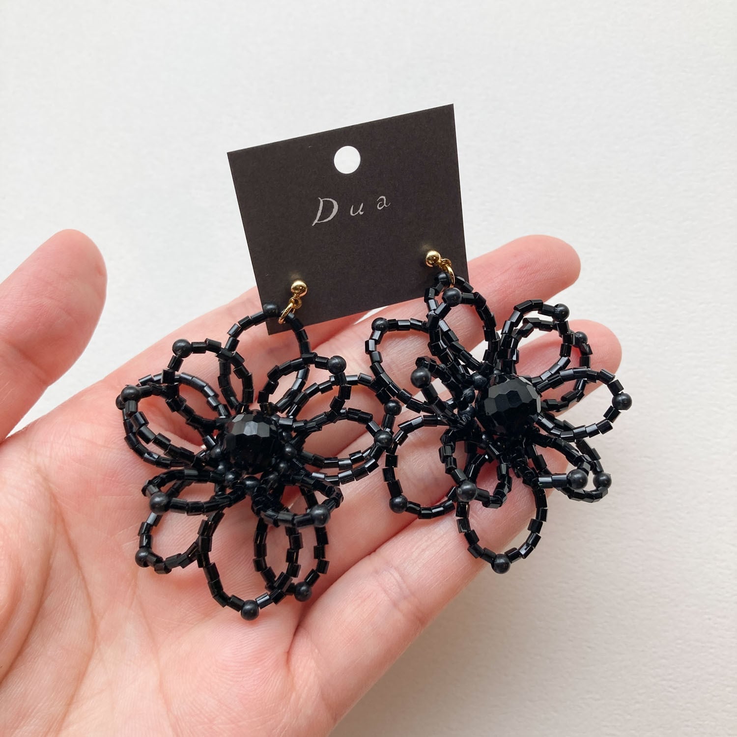 Duaオリジナル ビーズフラワーパーツのゆらゆら〈ピアス/イヤリング