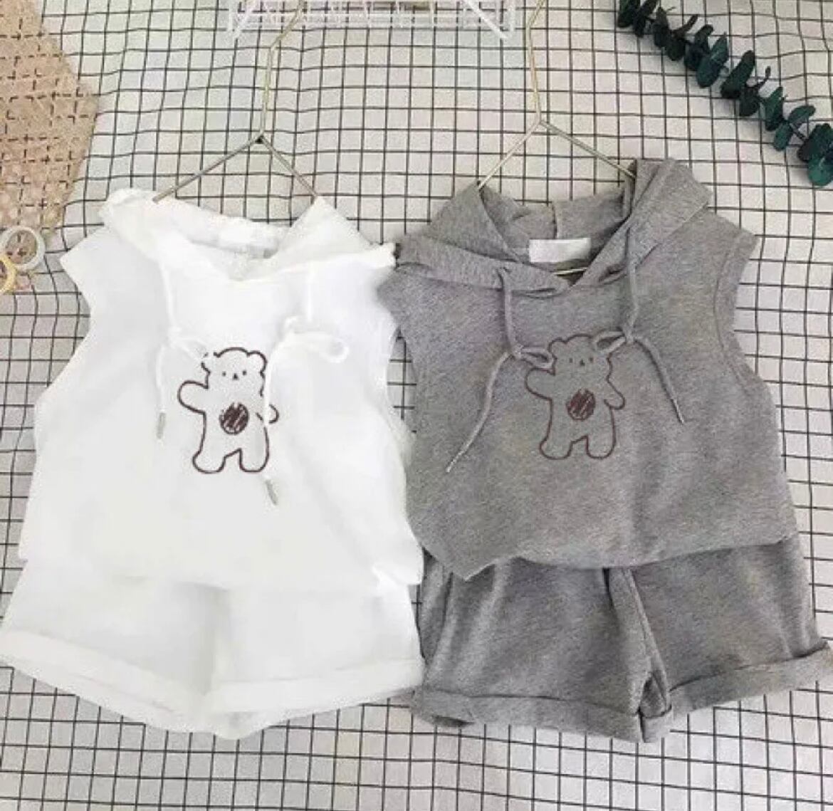 フード付きくまのトップス/ショートパンツ