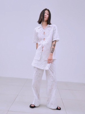【26SS】THINGS THAT MATTER シングスザットマター / 刺繍レースブラウス / CHAOS EMBROIDERY BLOUSE