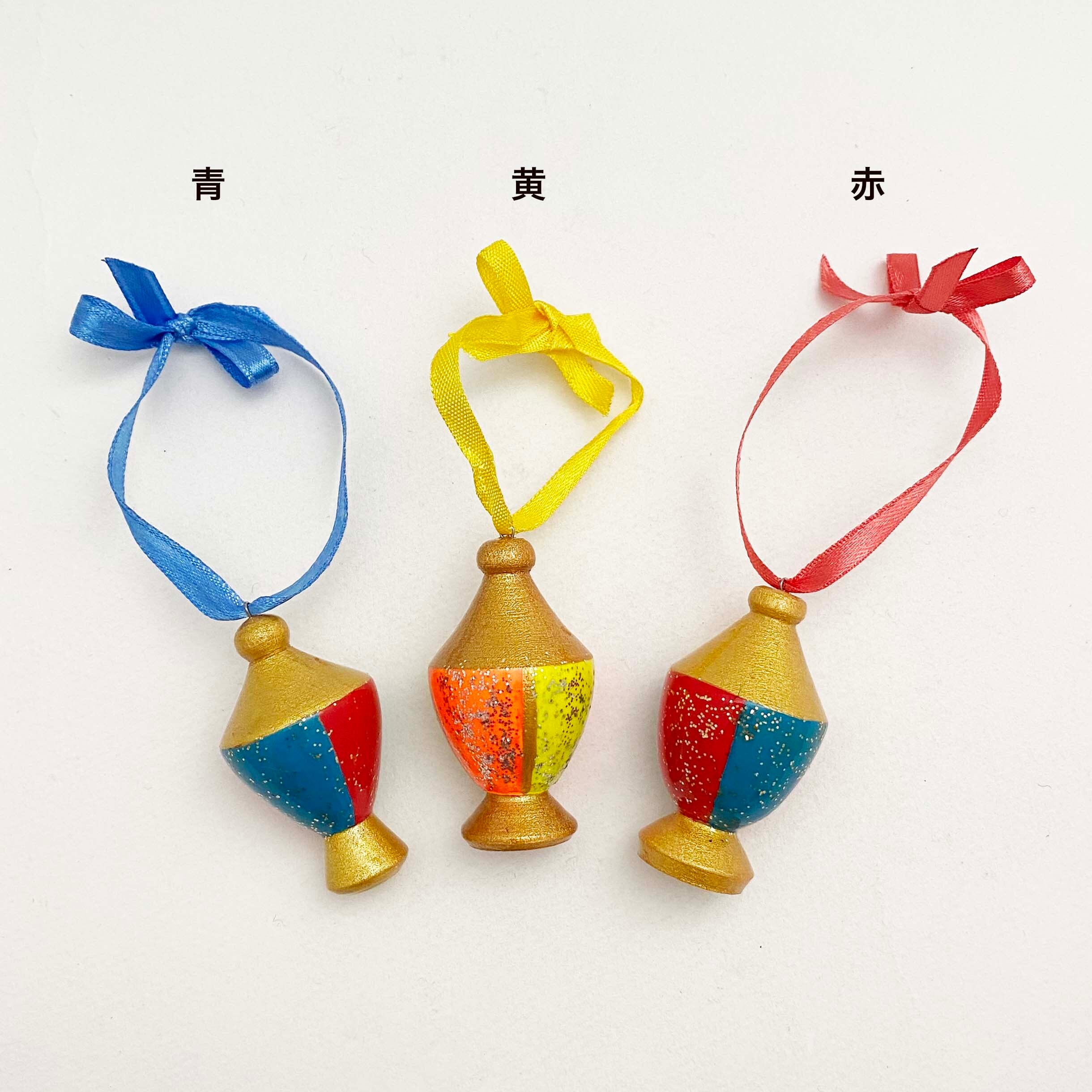 ランプのオーナメント