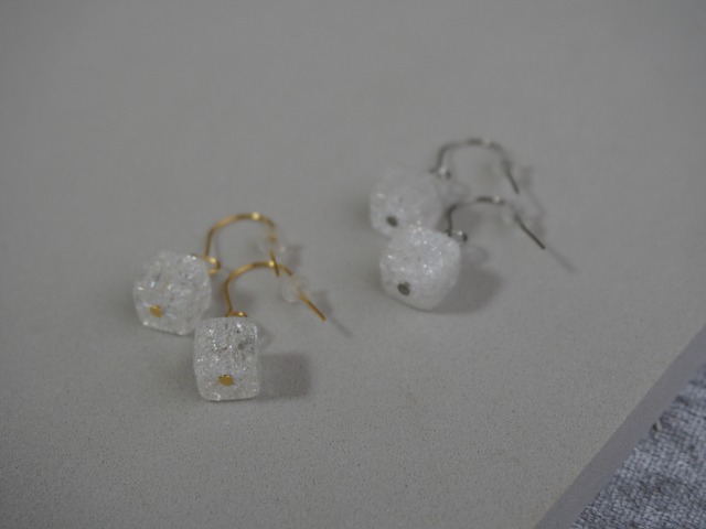 【 WAVE 】crack quartz pierce