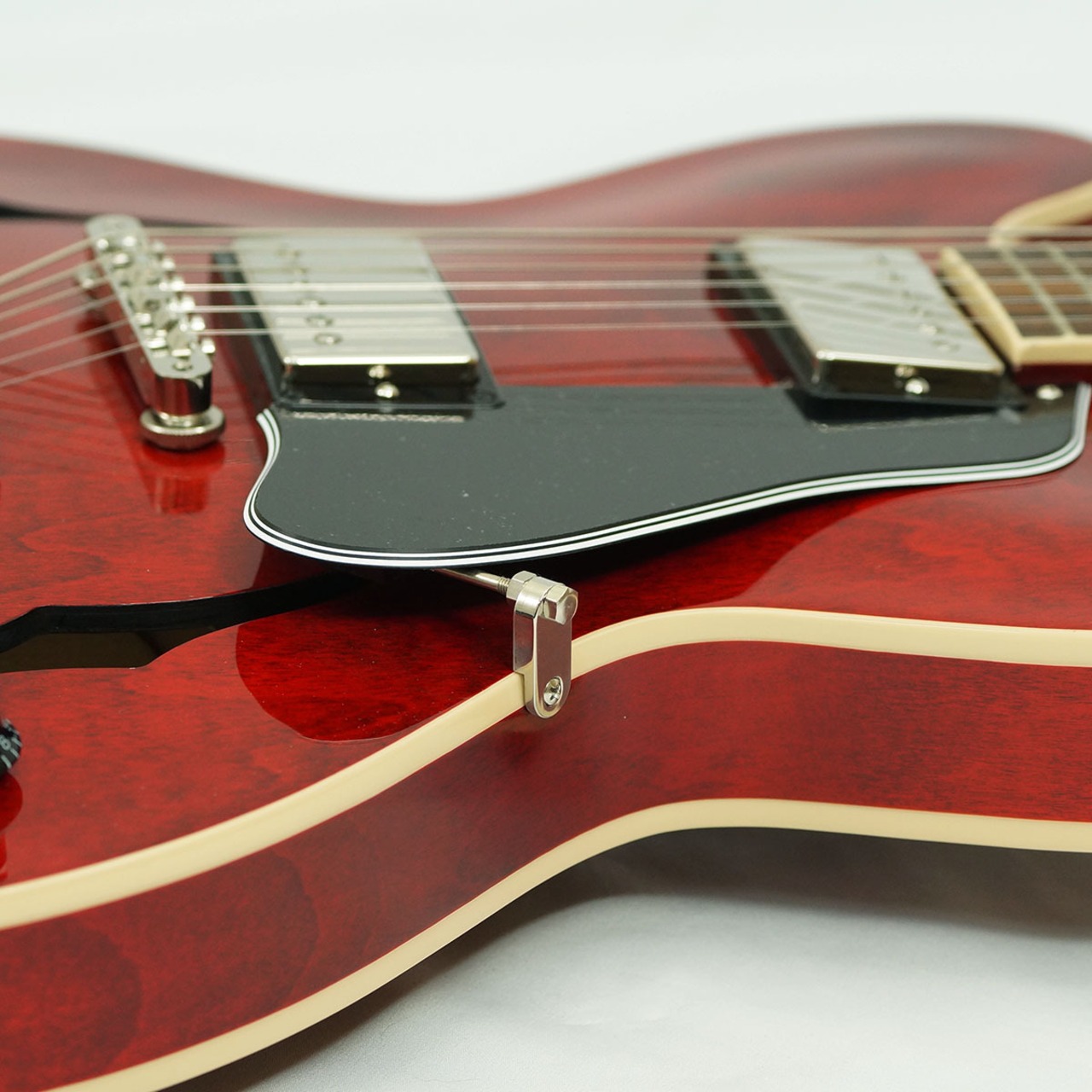 Gibson ES-335 (Sixties Cherry) [現品限りの特別価格]