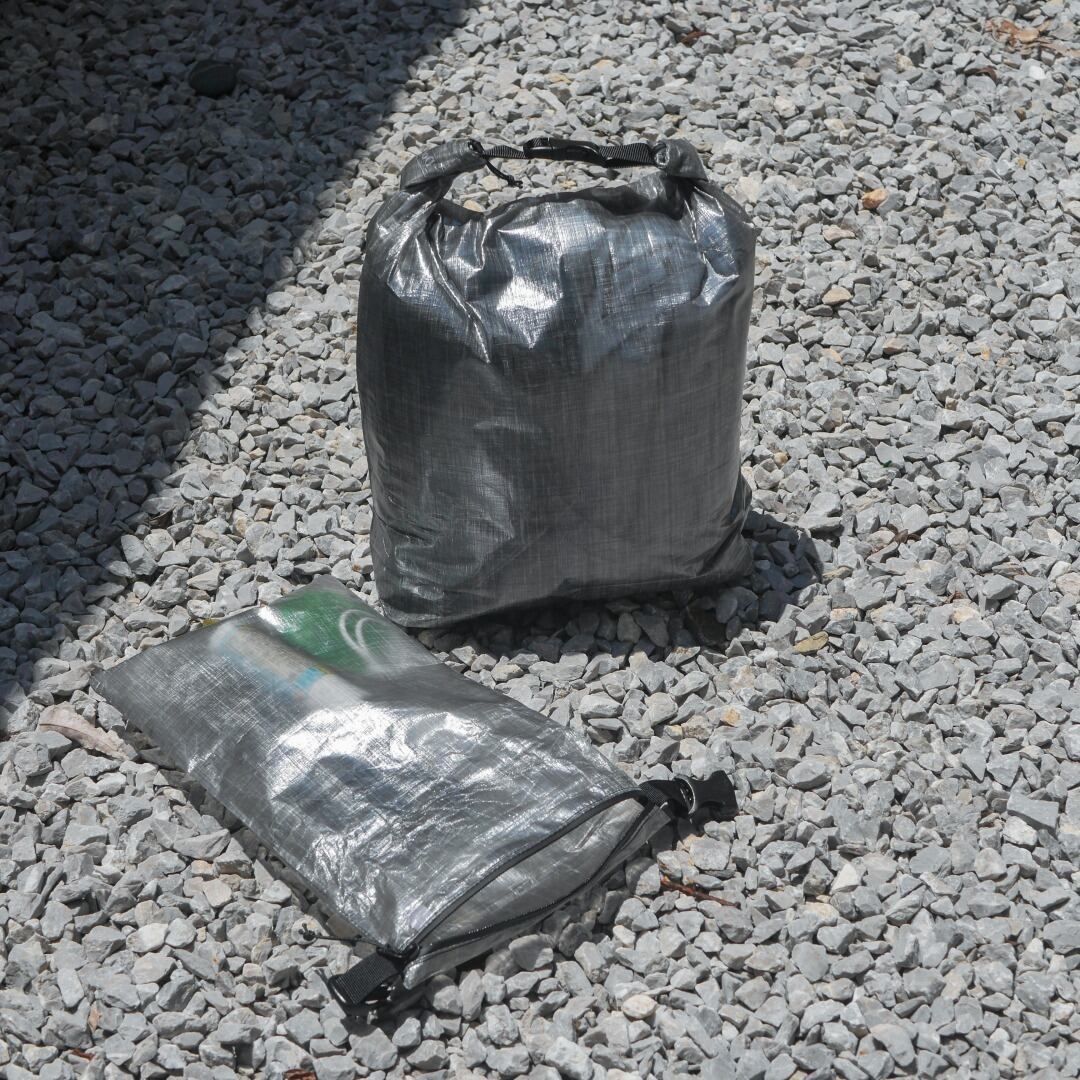 Roll-Top Dry Bag [使い分けのできるドライバッグ] Sサイズ