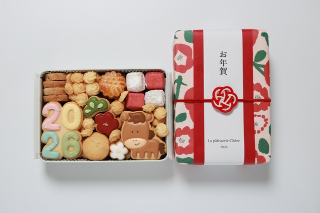 午年！スペシャルお正月クッキー缶
