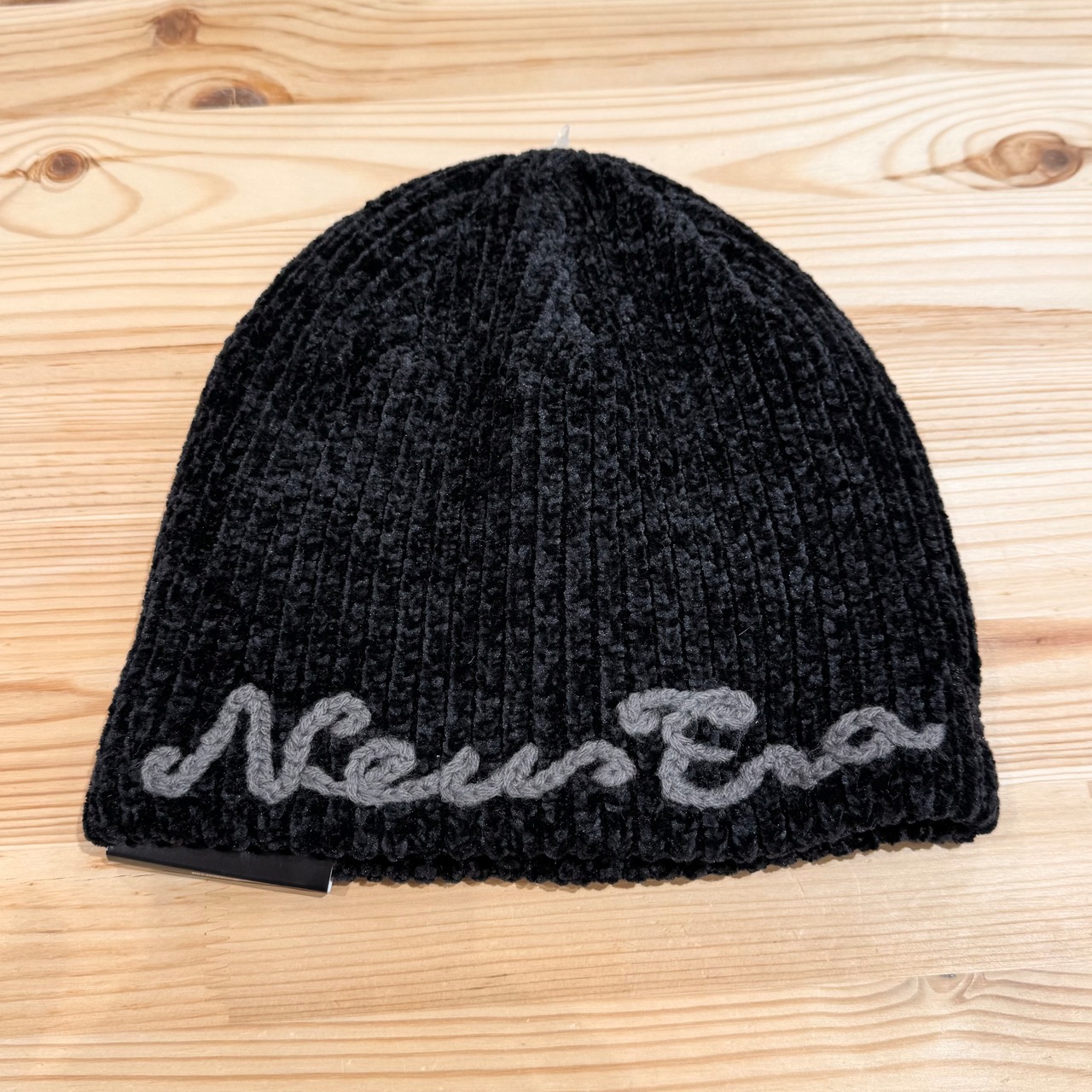 NEW ERA BASIC BEANIE CHENIL OSFM