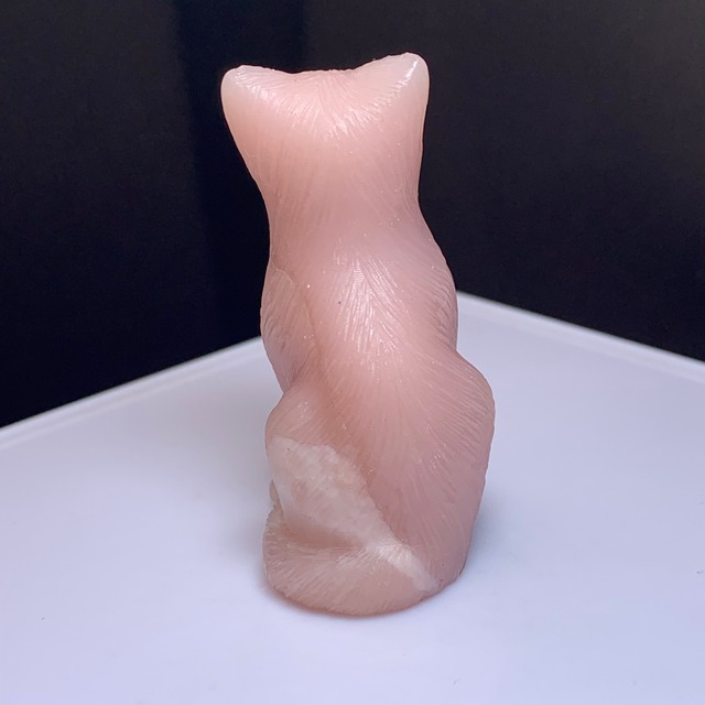 7.ピンクオパール猫・インテリア