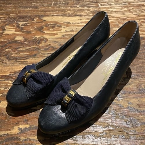 【美品】Salvatore ferragamo パンプス ブラック