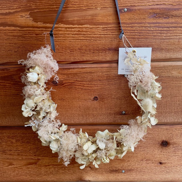 hiba "Crescent Moon Smoketree Wreath" ヒバ スモークツリー三日月リース