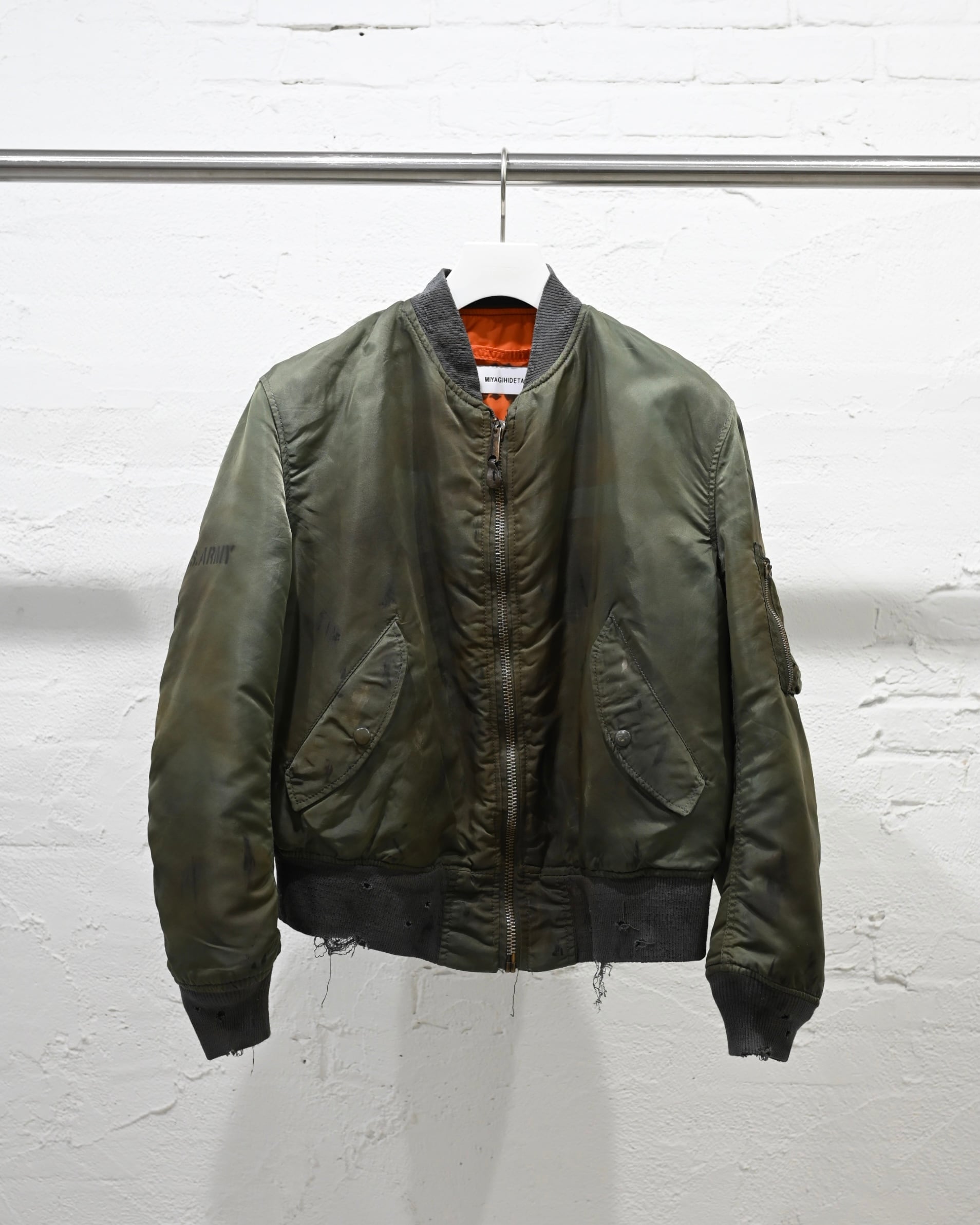 BUTTSTAIN MA-1カーキ バンダナ柄 ジャケット　xxxl Bandana MA-1 BLACK | MIYAGIHIDETAKA