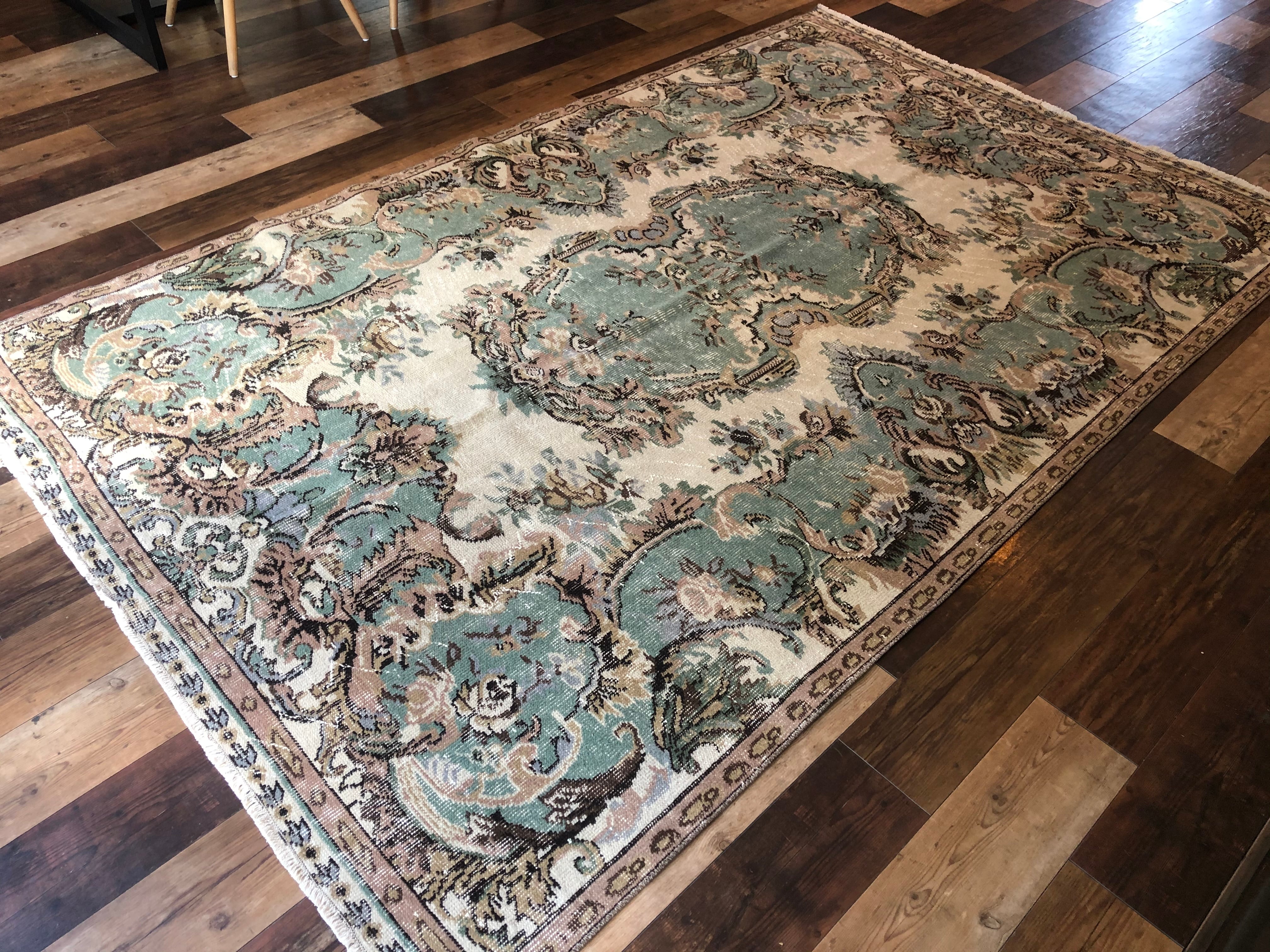 ヴィンテージラグ トルコ絨毯 オールドキリム ターキッシュ 埼玉東京近郊にある無垢一枚板テーブル専門店 アトリエ一本道 ウォールナット 栃 ブビンガなどその他樹種もオリジナル家具も