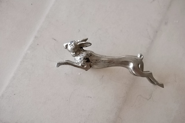 30s フランス 黙想する動物たちとアールデコ的カトラリーレスト うさぎさんb アンティーク