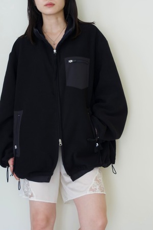 【 BELPER 】FLEECE（black）