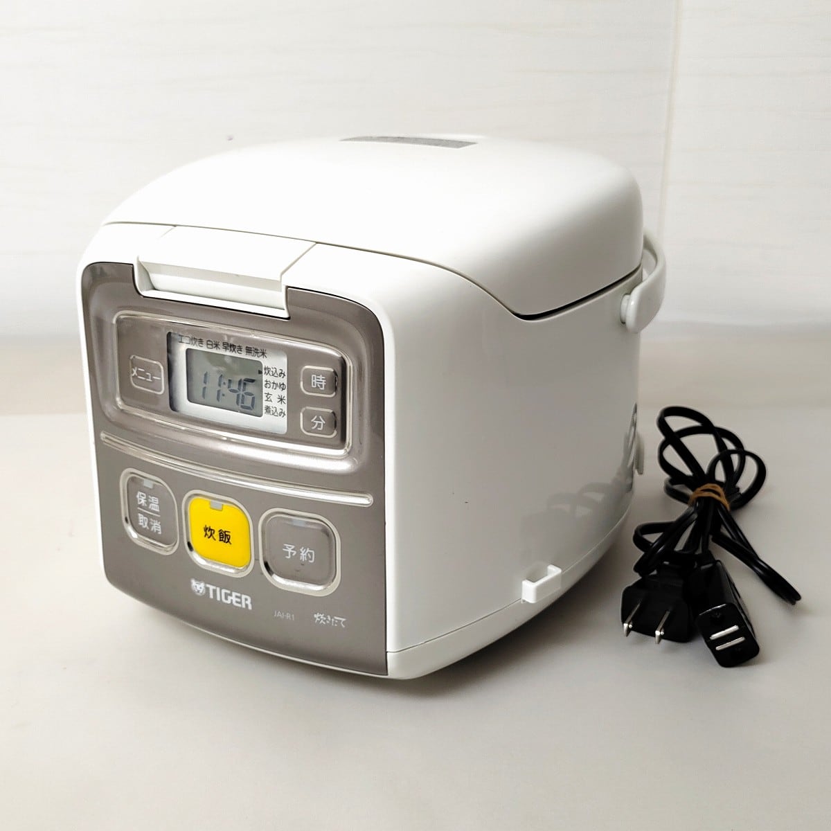 タイガー・マイコン炊飯ジャー・炊飯器・JAI-R551・2015年製・三合炊き 