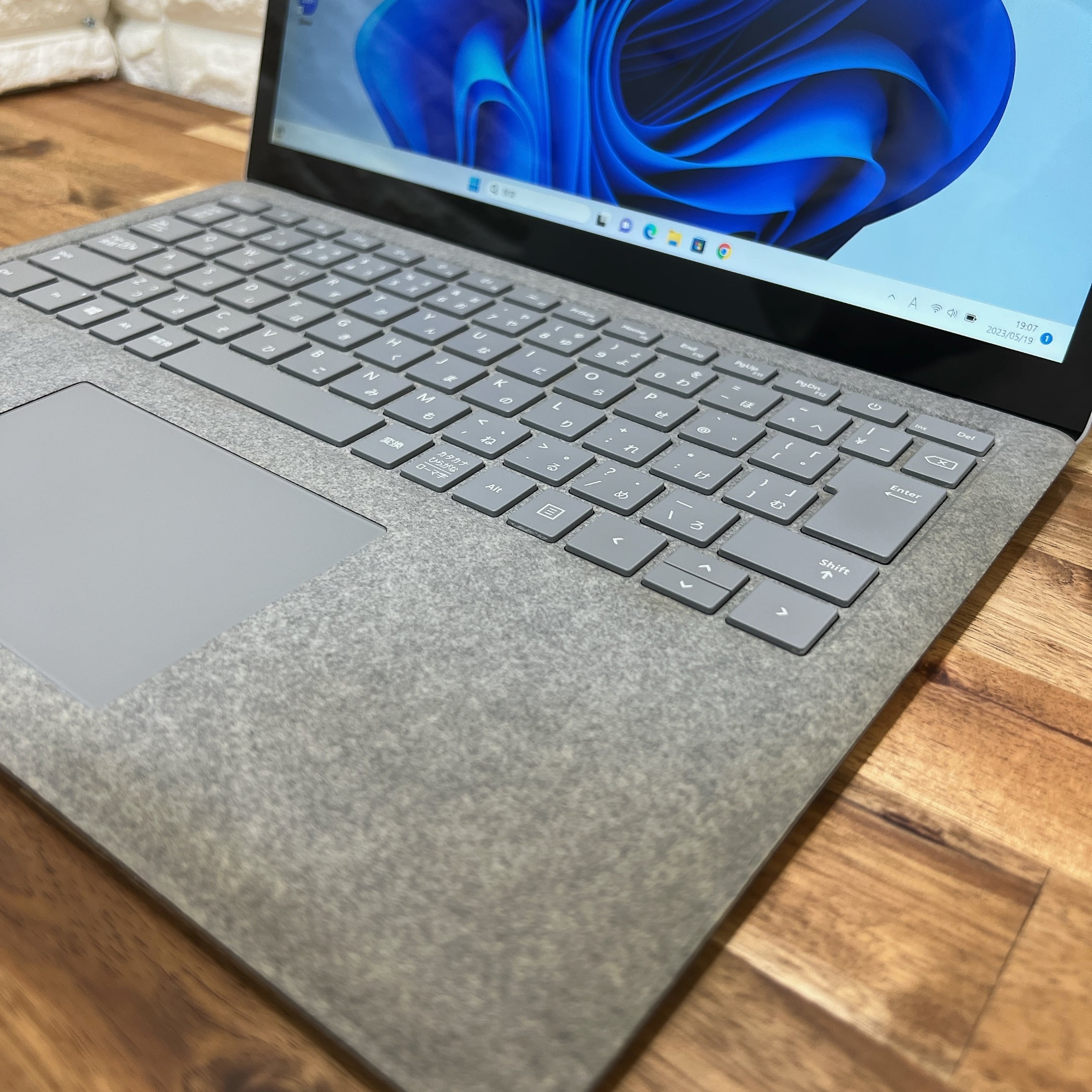 Surface laptop ブルー☘SSD256GB☘i5第7世代☘8G☘2K
