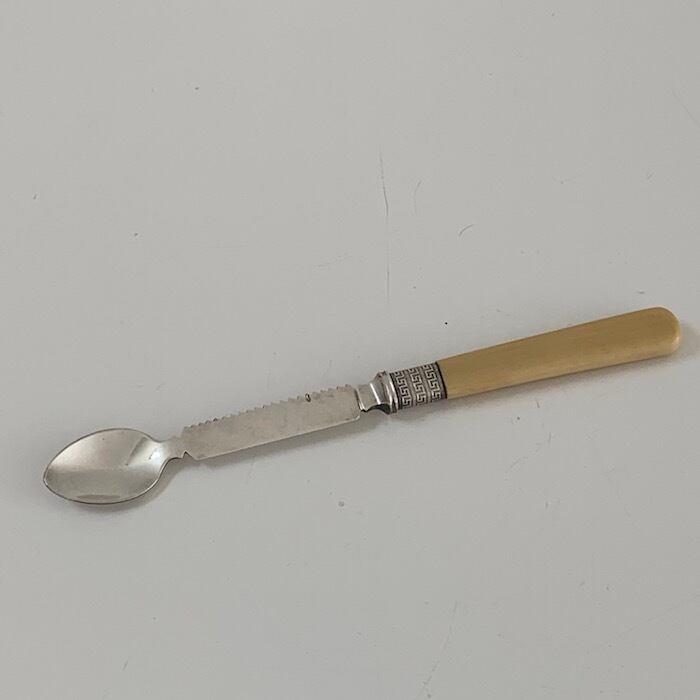 ゆで卵用スプーン【アンティーク】シルバープレート ボーンハンドル