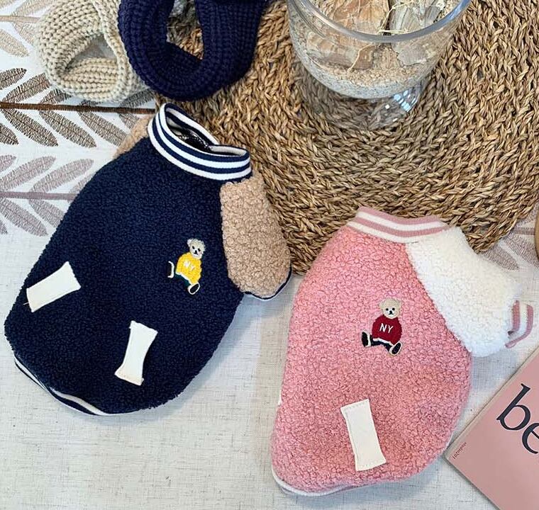 【SALE】 baseball top XS ~ 2XL 2color  /  犬服 秋冬 新作 長袖 シンプル ドッグウェア トップス トレーナー Tシャツ ワンコ服 もこもこ お揃い 可愛い 犬の服　b11