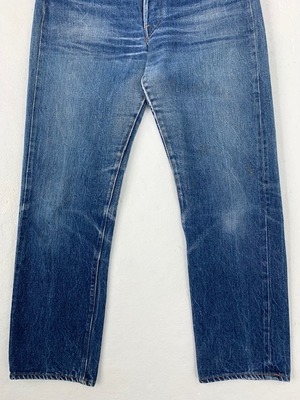 M-103  リーバイス Levis501古着 1981年赤耳 米国製刻524　W 75cm  股下 71cm　