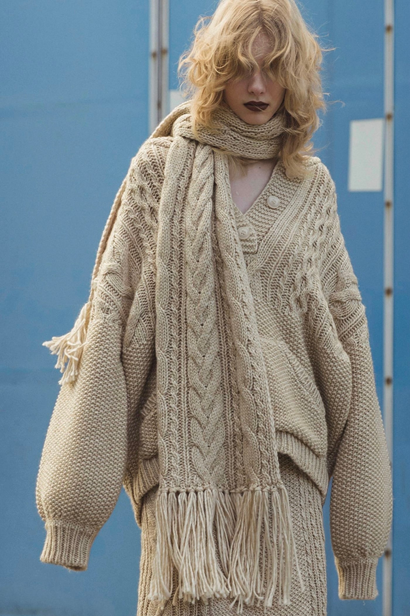 WILLFULLY skipper hoodie cable muff pocket knit スキッパーフーディーケーブルマフポケットニット Ivory