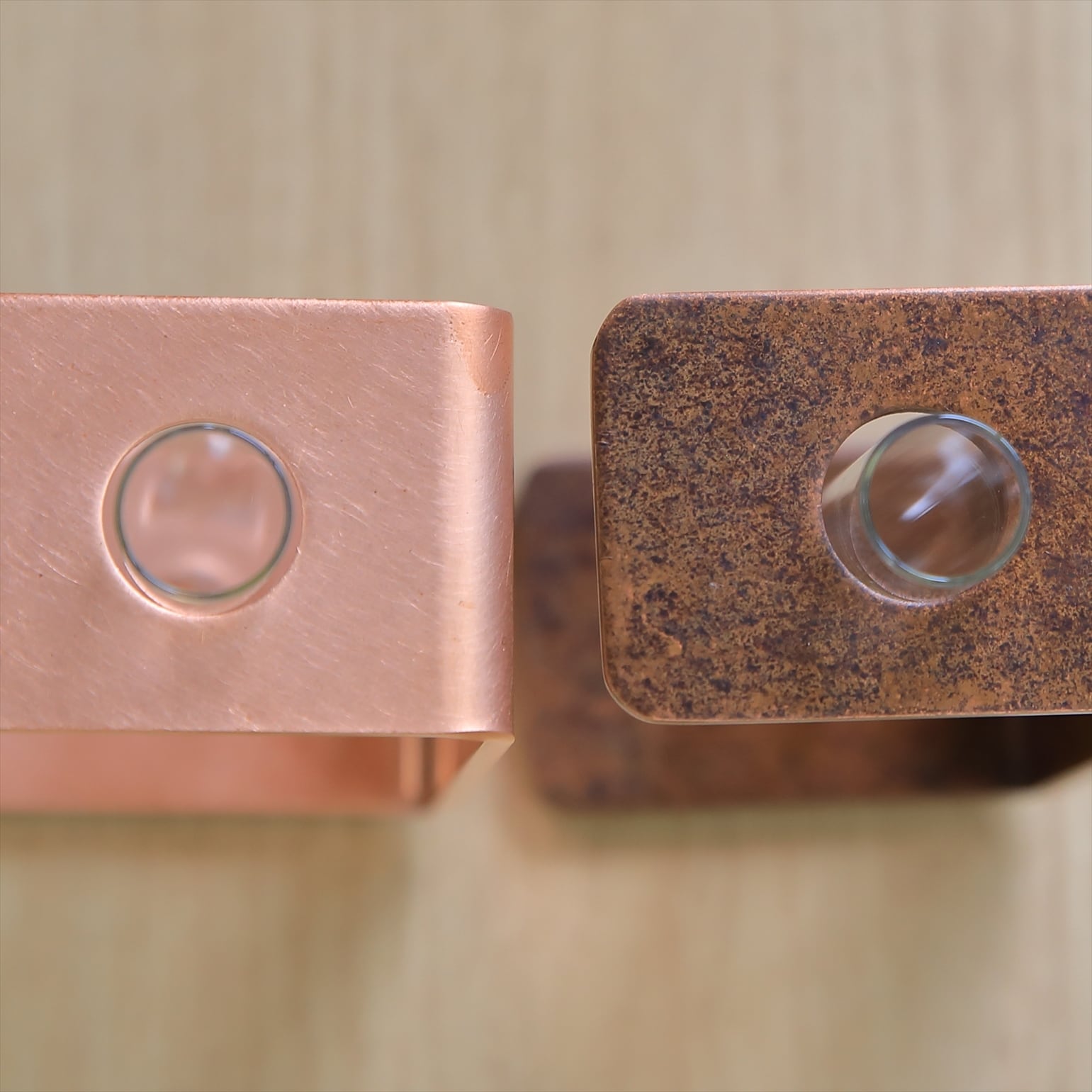 純銅製(緑青処理) 一輪挿し フラワーベース コの字型 | みよし工業