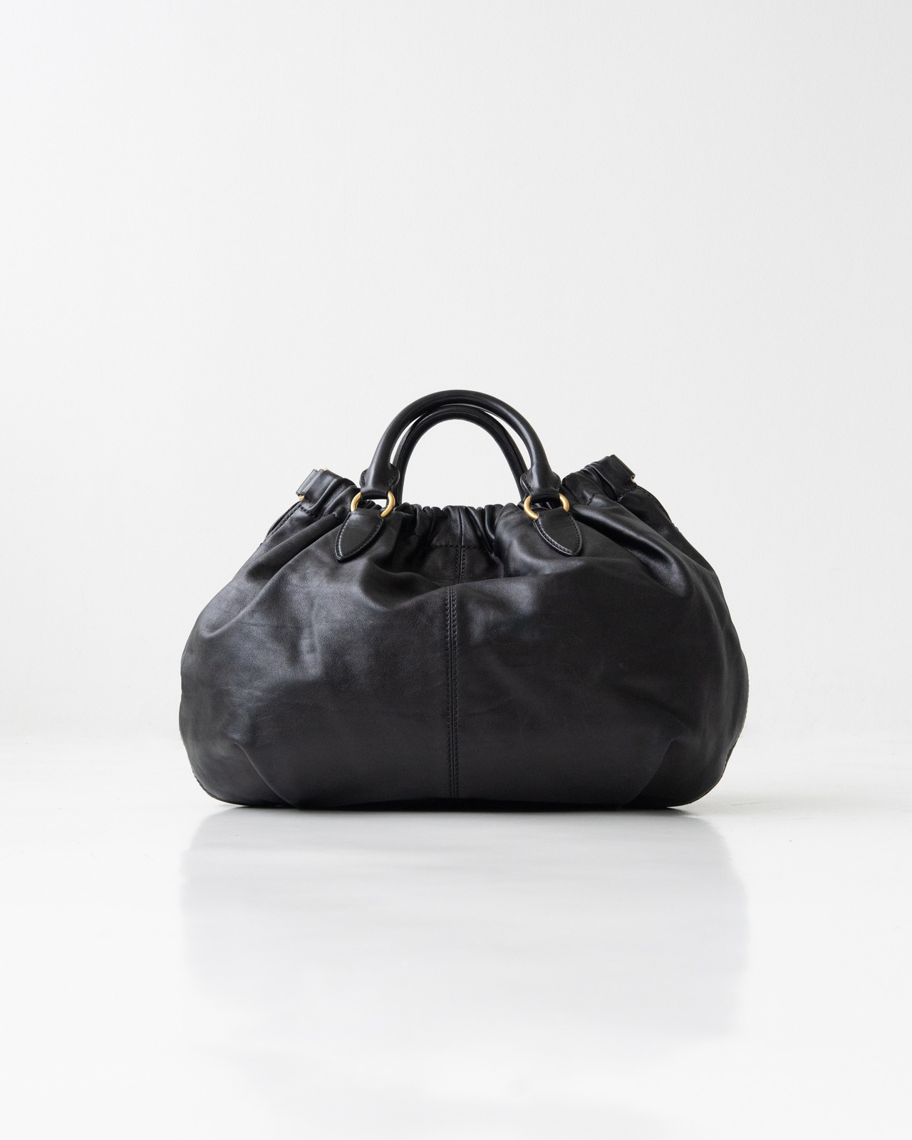 〈miu miu〉Hand bag