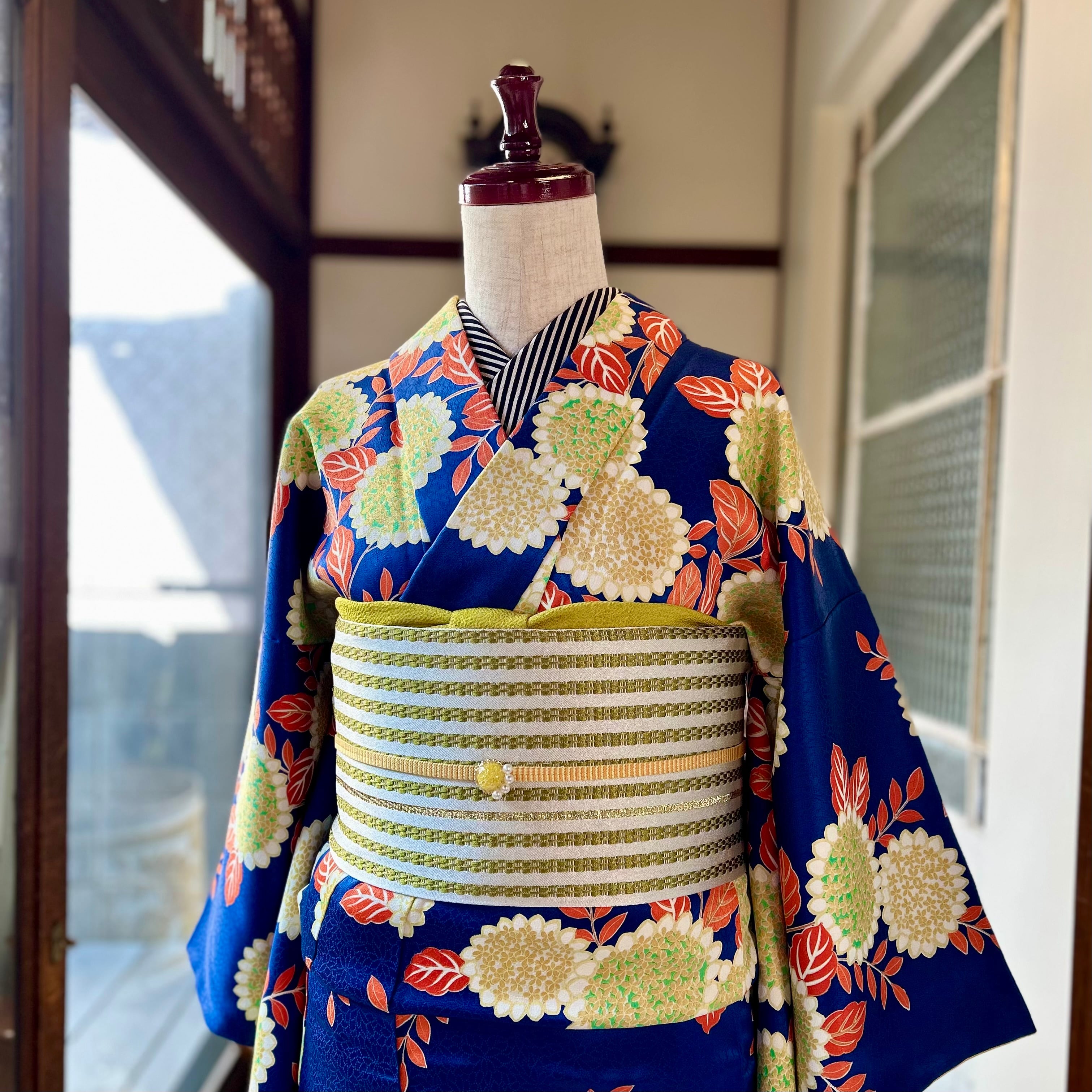 みこ　紬小紋＊袷着物　格子絣　ベージュ　9TY13 ただお召しになる方の為だけを思い生まれた手紡ぎ草木染紬「三才山紬