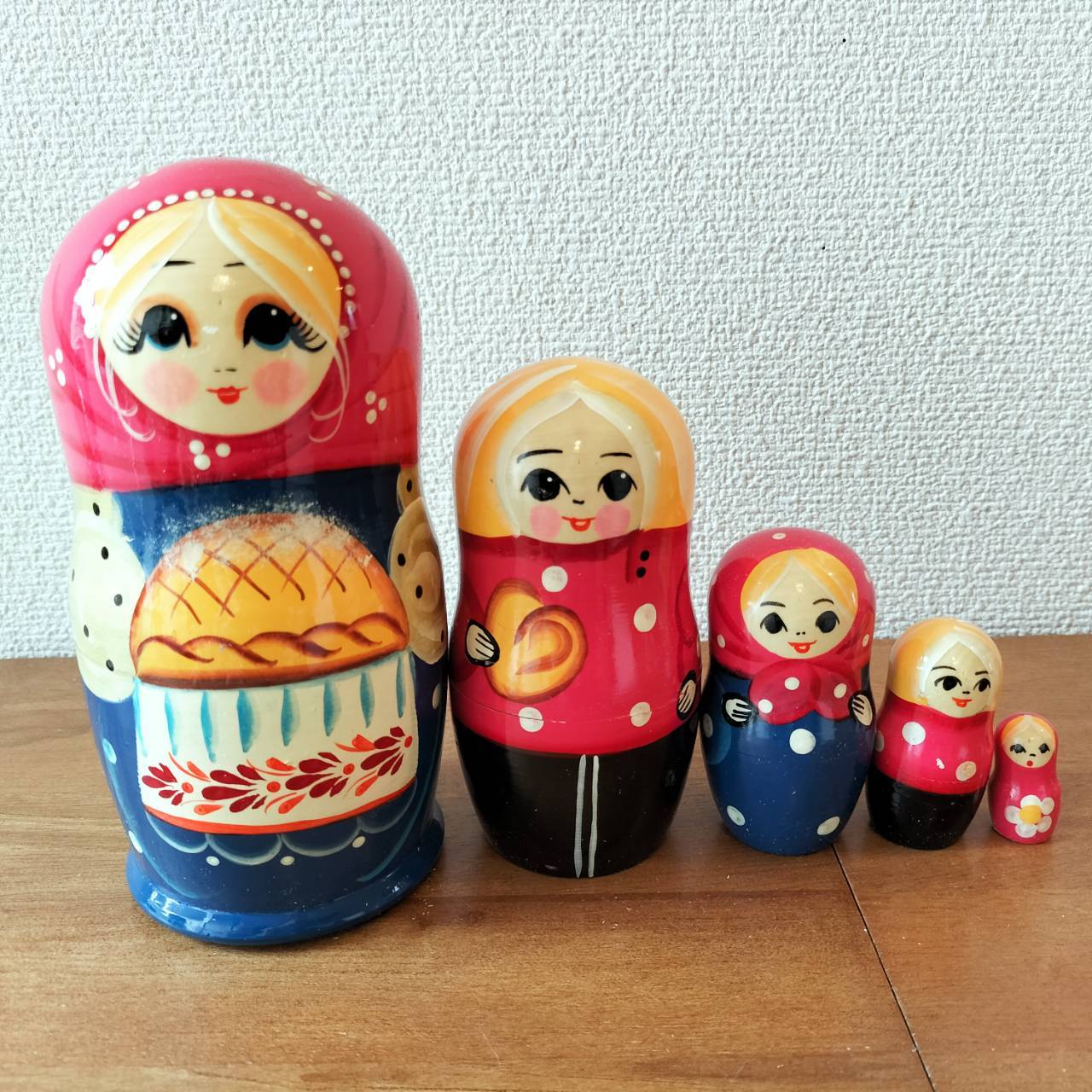 【MTP104】北欧ロシア雑貨のマトリョーシカ(大) 【パンのおもてなし】