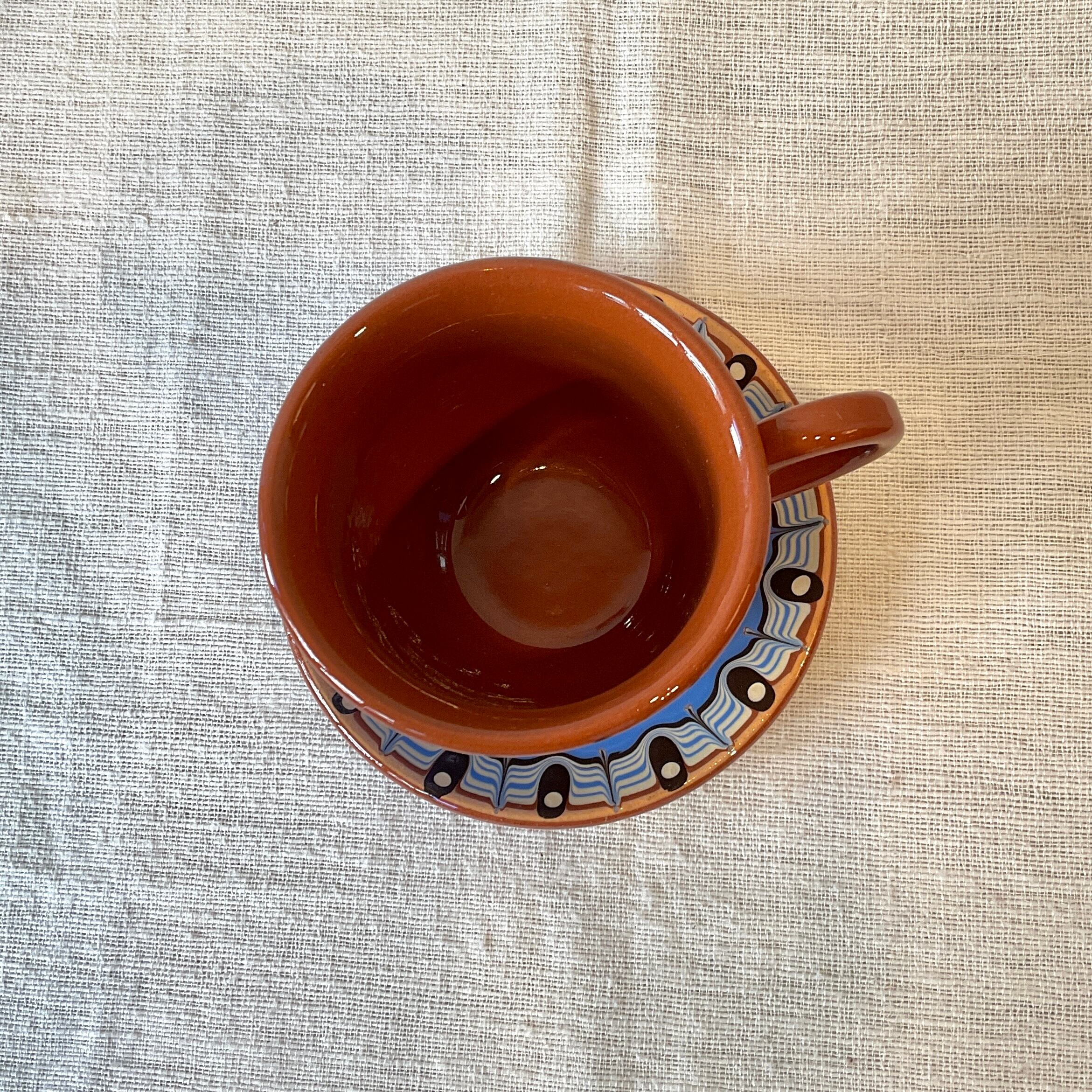 ブルガリア陶器】トロヤン陶器のカップ＆ソーサー（青・緑・黄