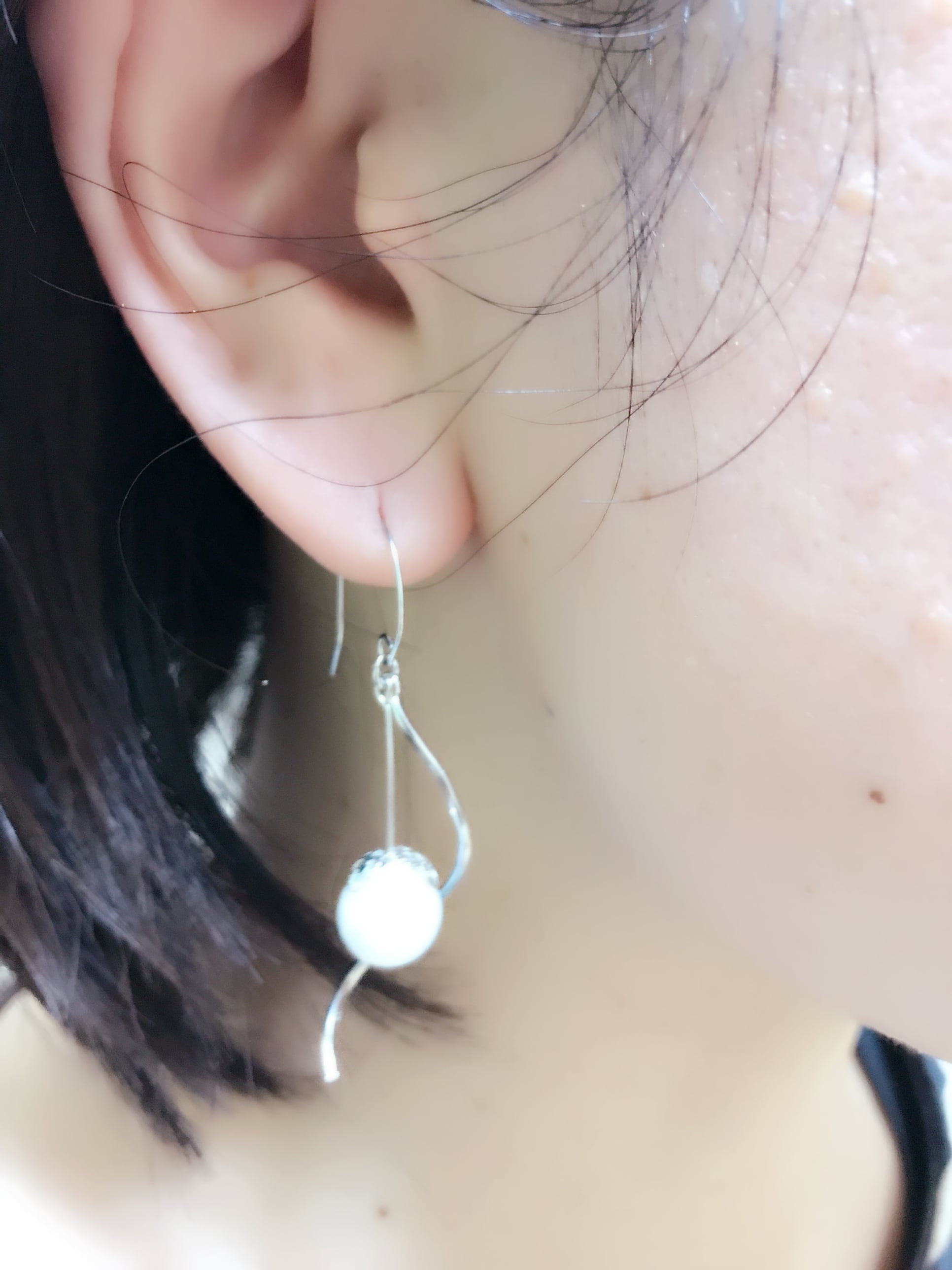 ウェーブバー ピアス