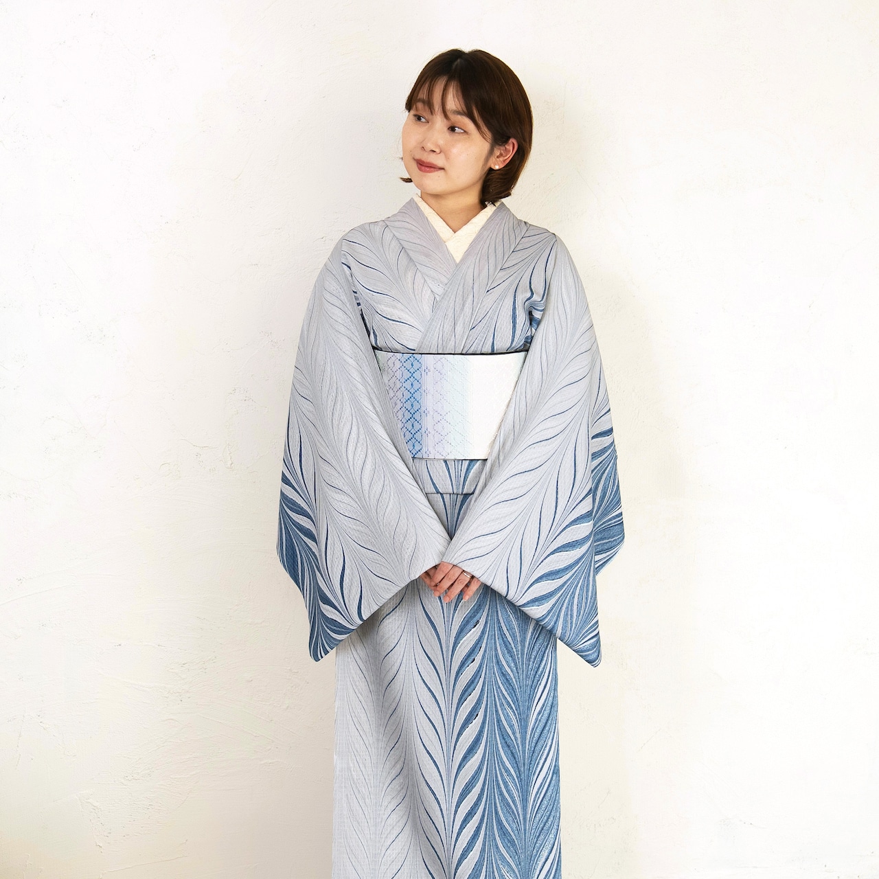 「時雨の浜辺」大矢羽柄〜洗えるきもの(シルジェリー格子柄)〜