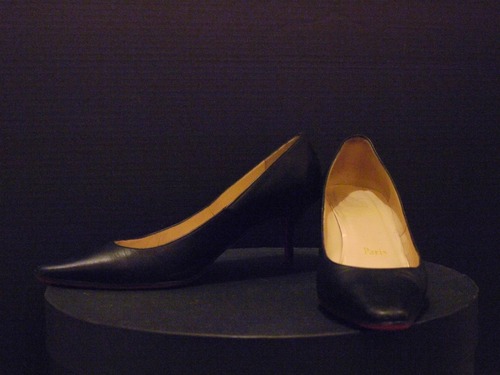 ★Christian Louboutin クリスチャンルブタン パンプス 黒★